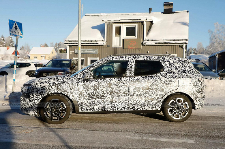 Hyundai Bayon радикально меняет имидж: кроссовер станет мощнее и брутальнее, а под капотом появится гибридная система